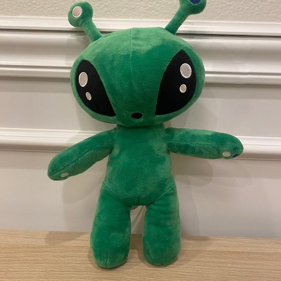 New ! IKEA AFTONSPARV Soft Toy, Alien/Green, 13" Original - Picture 3 of 4